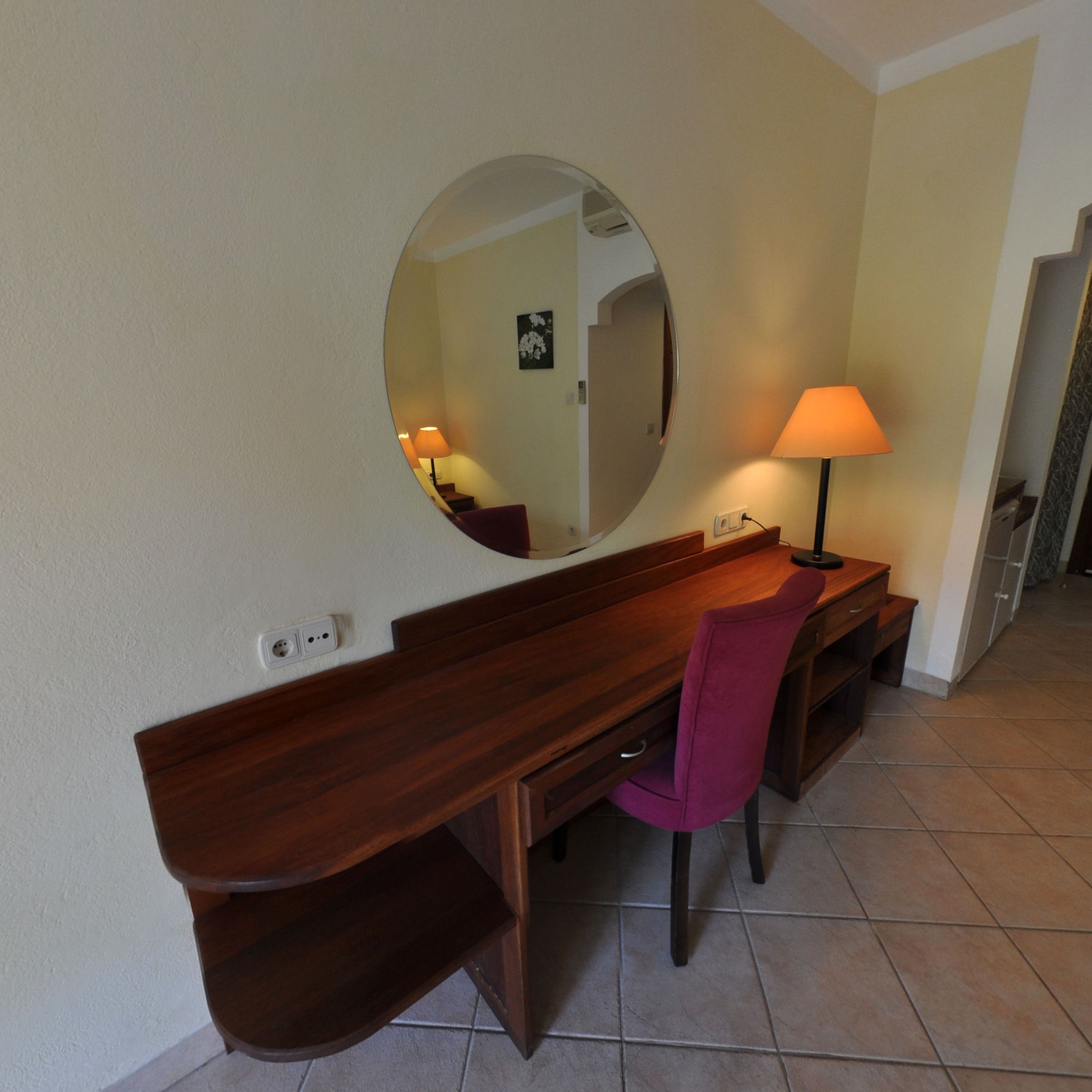 standard room | room amenity