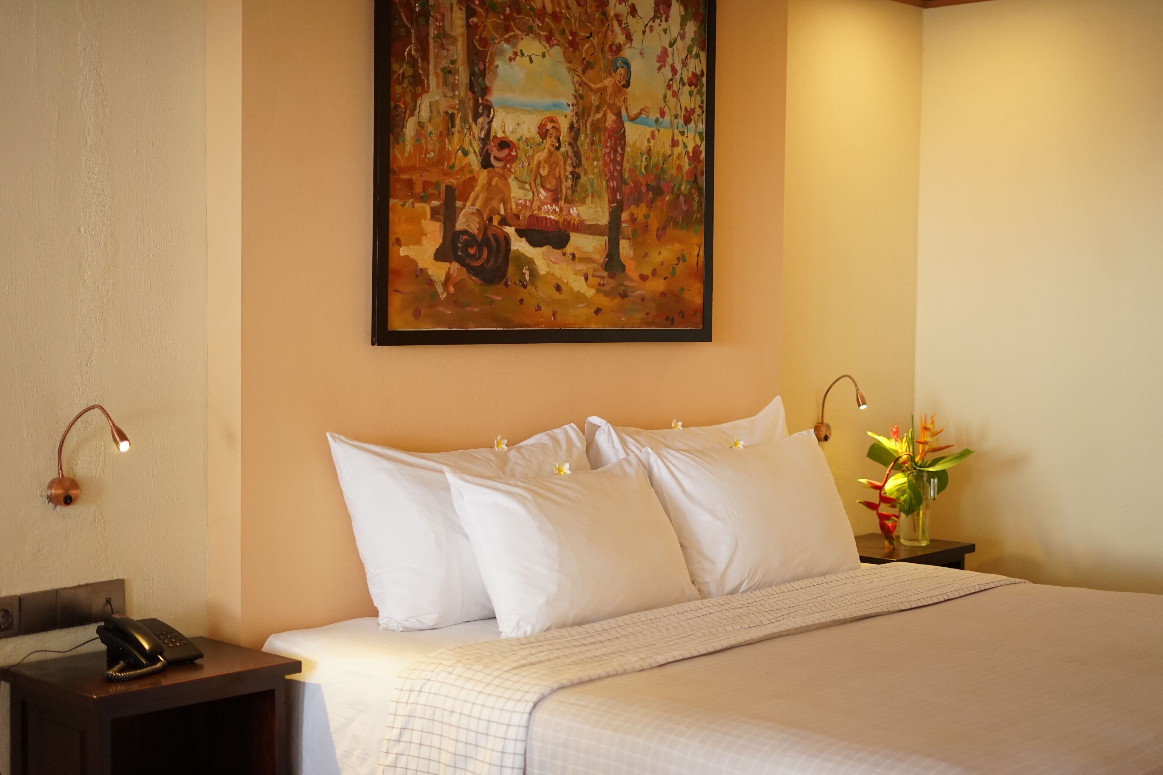 deluxe room, sea view, beachside | 1 bedroom, minibar, in-room safe, desk