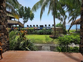 Deluxe Room, Sea View, Beachside | View from room
