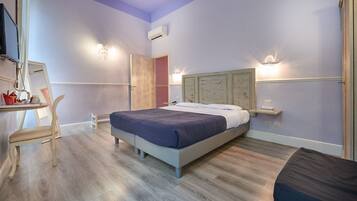 Superior Triple Room | 1 bedroom, in-room safe, soundproofing, free cribs/infant beds