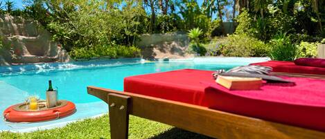 Outdoor pool, sun loungers