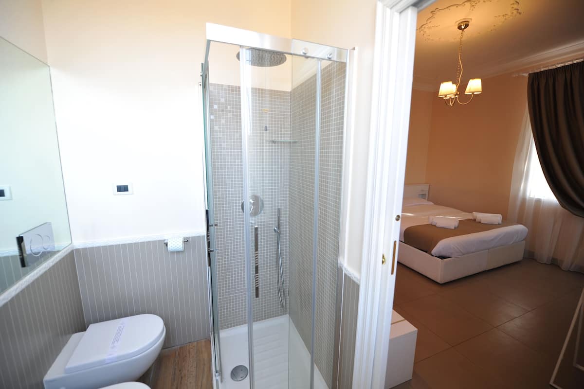 1 bedroom, minibar, in-room safe, desk