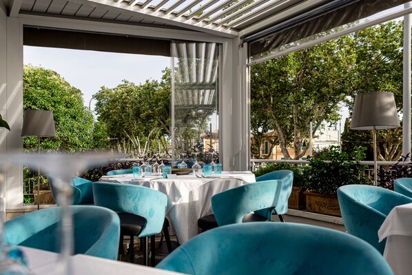 Dîner servi sur place