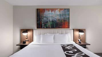 ๋ฃธ, ํน์ฌ์ด์ฆ์นจ๋ 1๊ฐ, ๊ธ์ฐ (Roll-in Shower/Mobility) | ๊ณ ๊ธ ์นจ๊ตฌ, ํ๋ก์ฐํ ์นจ๋, ์ฑ
์, ๋
ธํธ๋ถ ์์
๊ณต๊ฐ