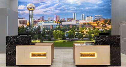 La Quinta Inn & Suites by Wyndham Knoxville Papermill