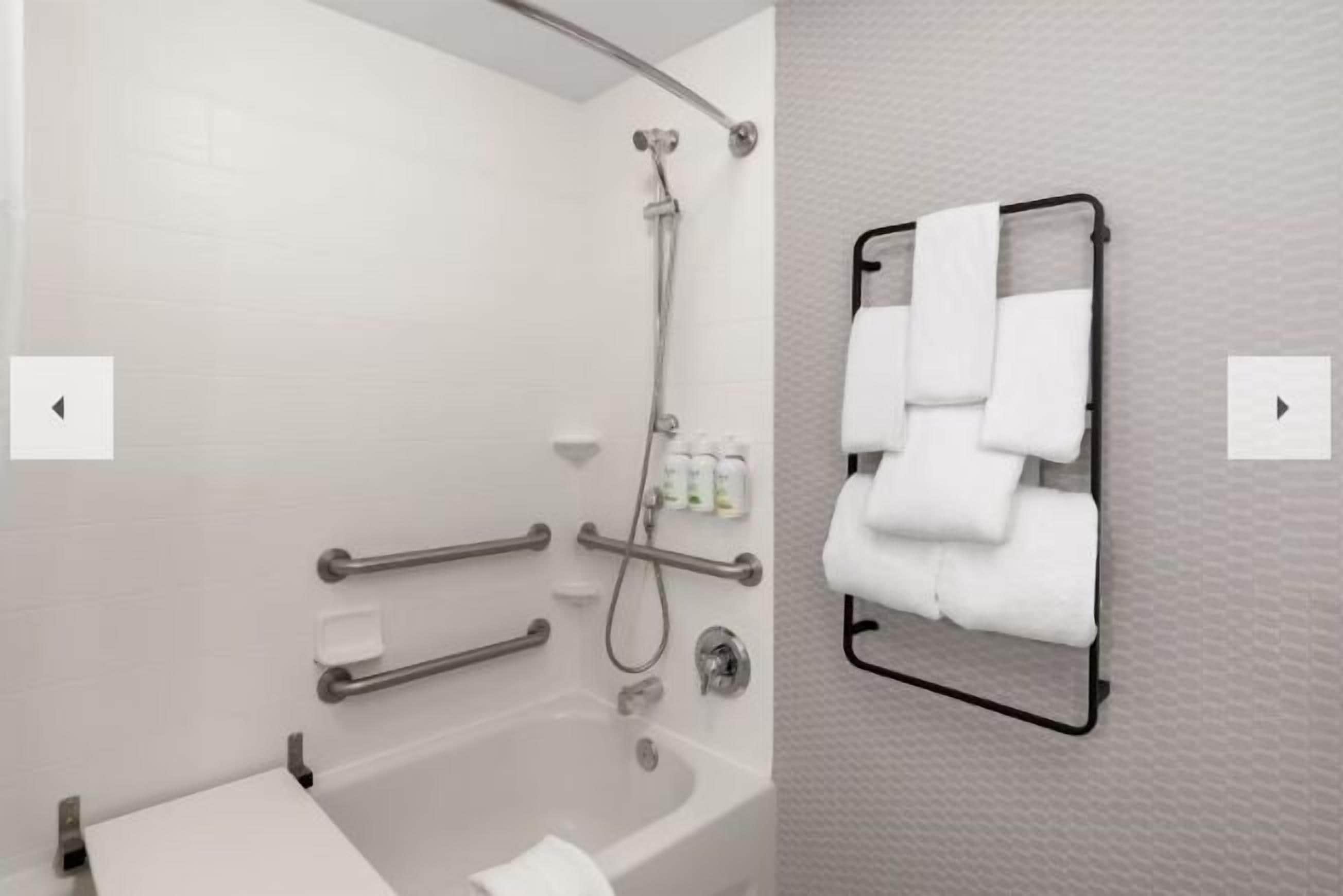 Foto - La Quinta Inn & Suites by Wyndham Knoxville Papermill
