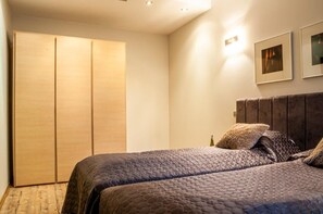 Appartement Deluxe, 2 chambres | Coffre-fort, décor unique, ameublement unique
