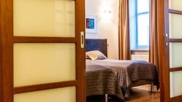 Deluxe Apartment, 2 Bedrooms | In-room safe, individually decorated, individually furnished