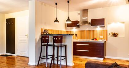 Home & Travel Apartments