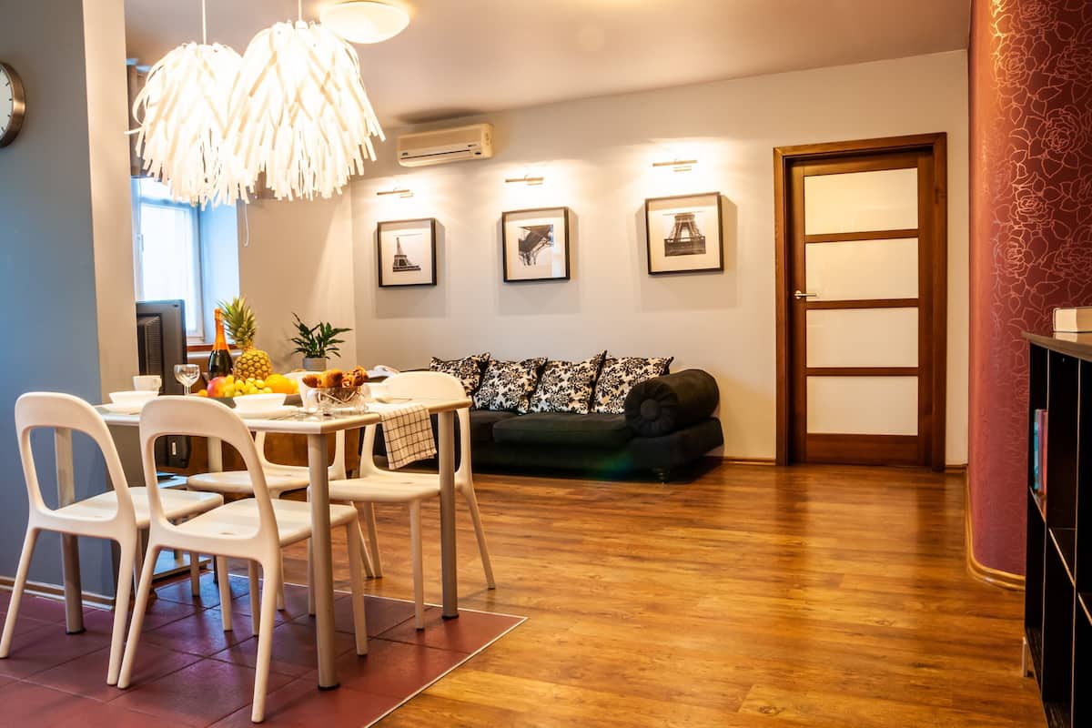 Superior Apartment, 2 Bedrooms | Living area