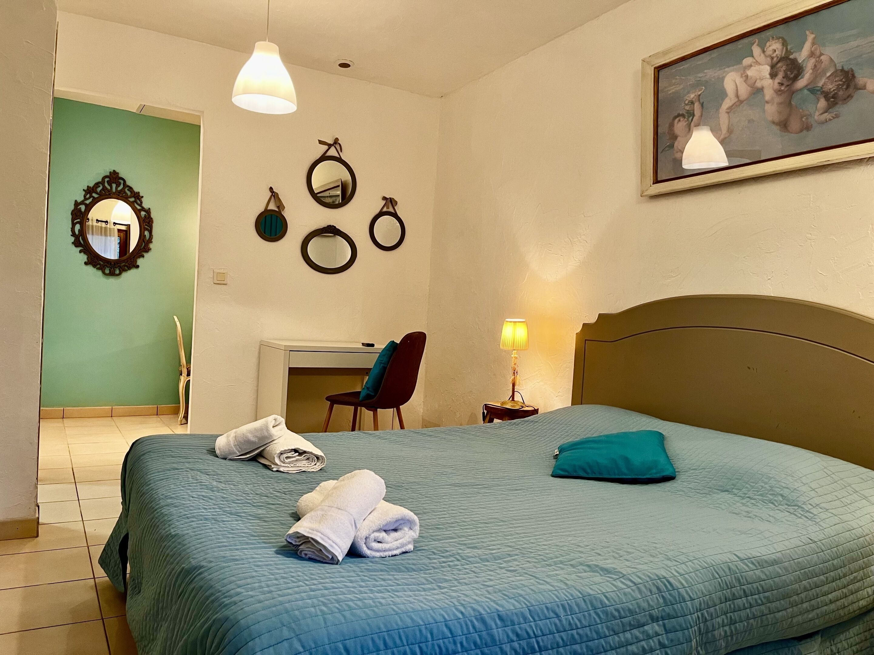 standard studio, private bathroom | blackout curtains, rollaway beds, free wifi