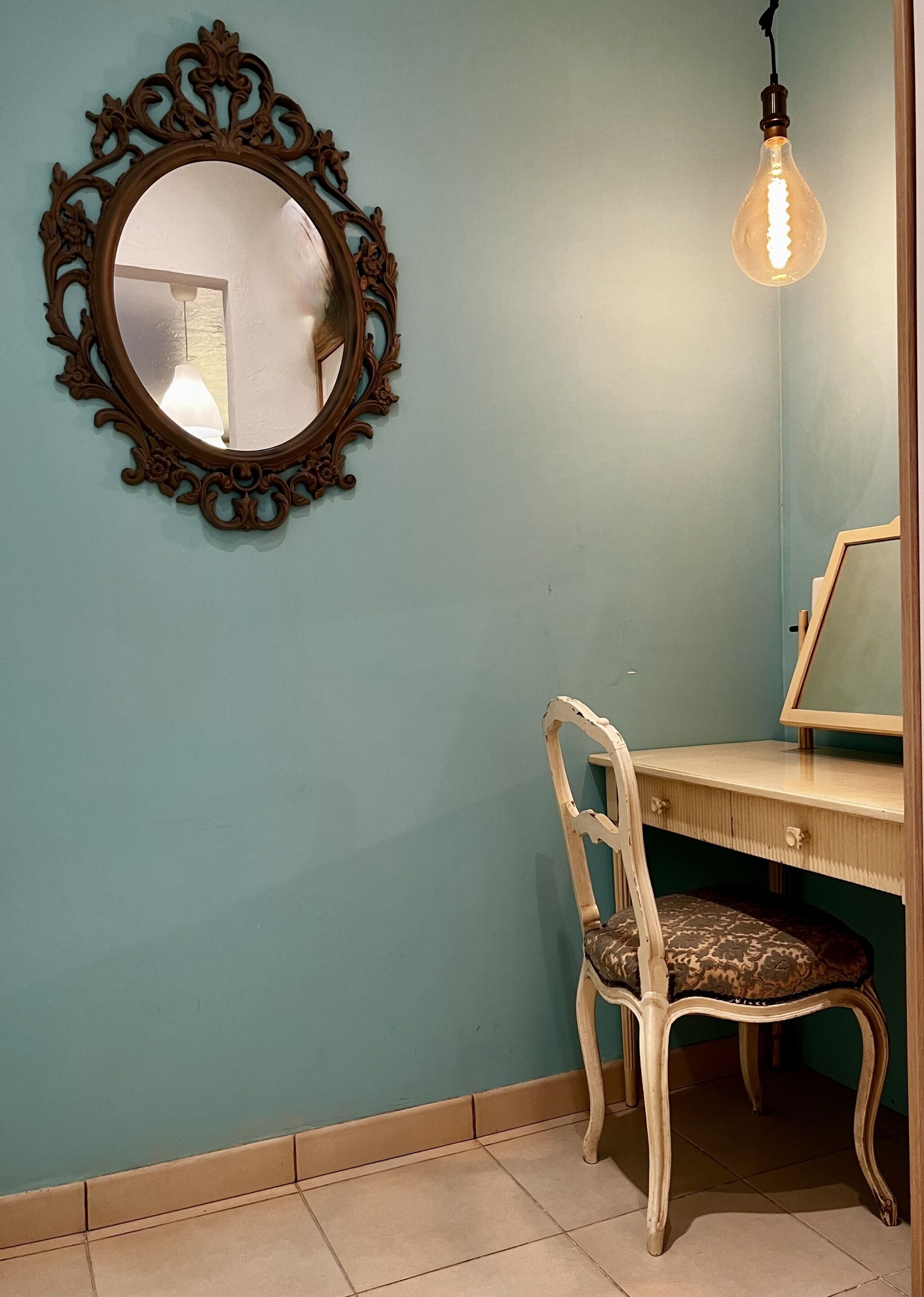 standard studio, private bathroom | blackout curtains, rollaway beds, free wifi