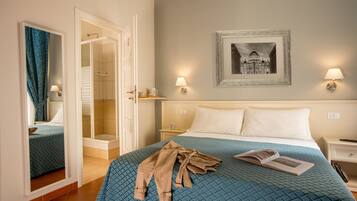 Kahden hengen huone yhdelle | Minibaari, tallelokero huoneessa, työpöytä, äänieristys