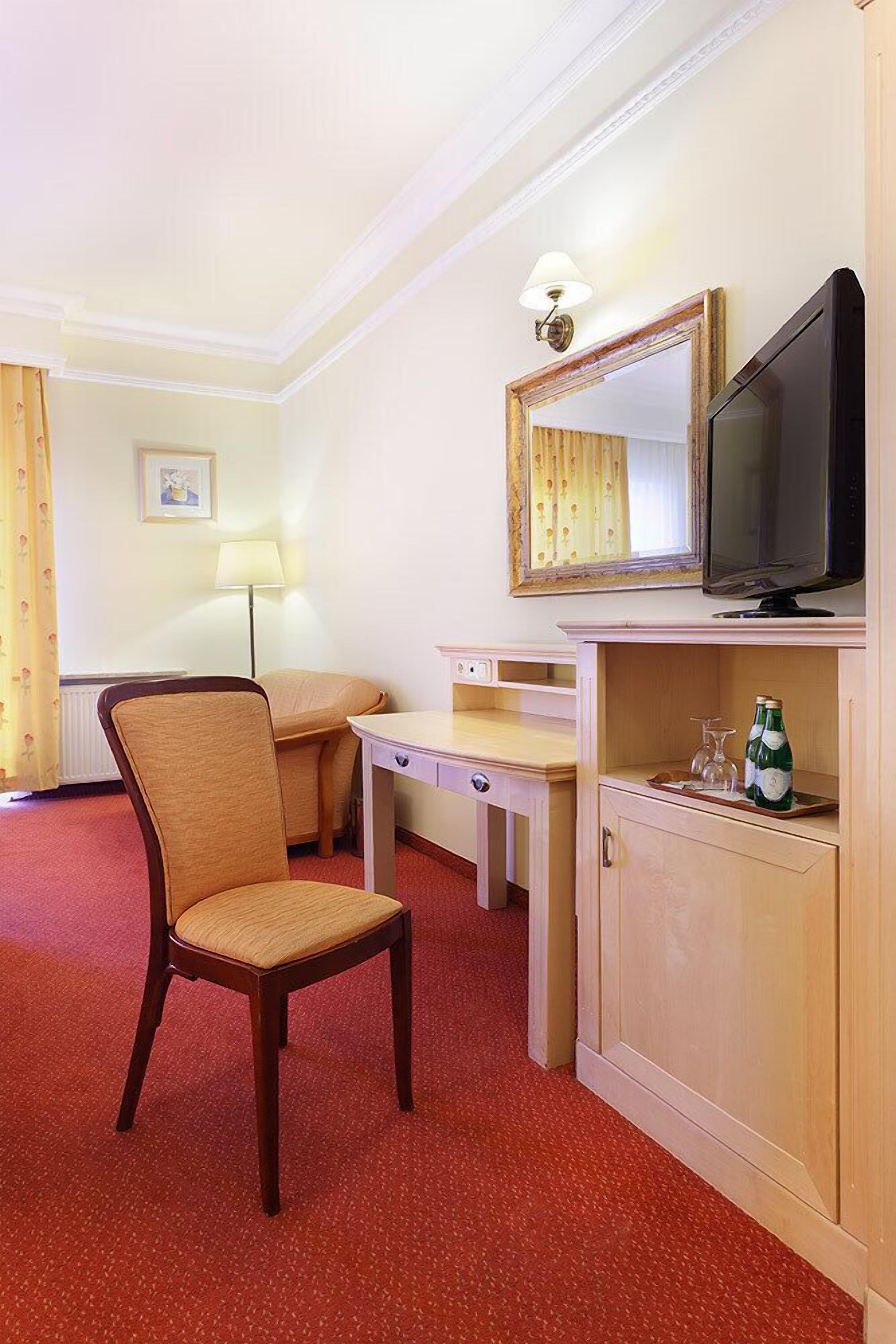 1 bedroom, minibar, in-room safe, desk