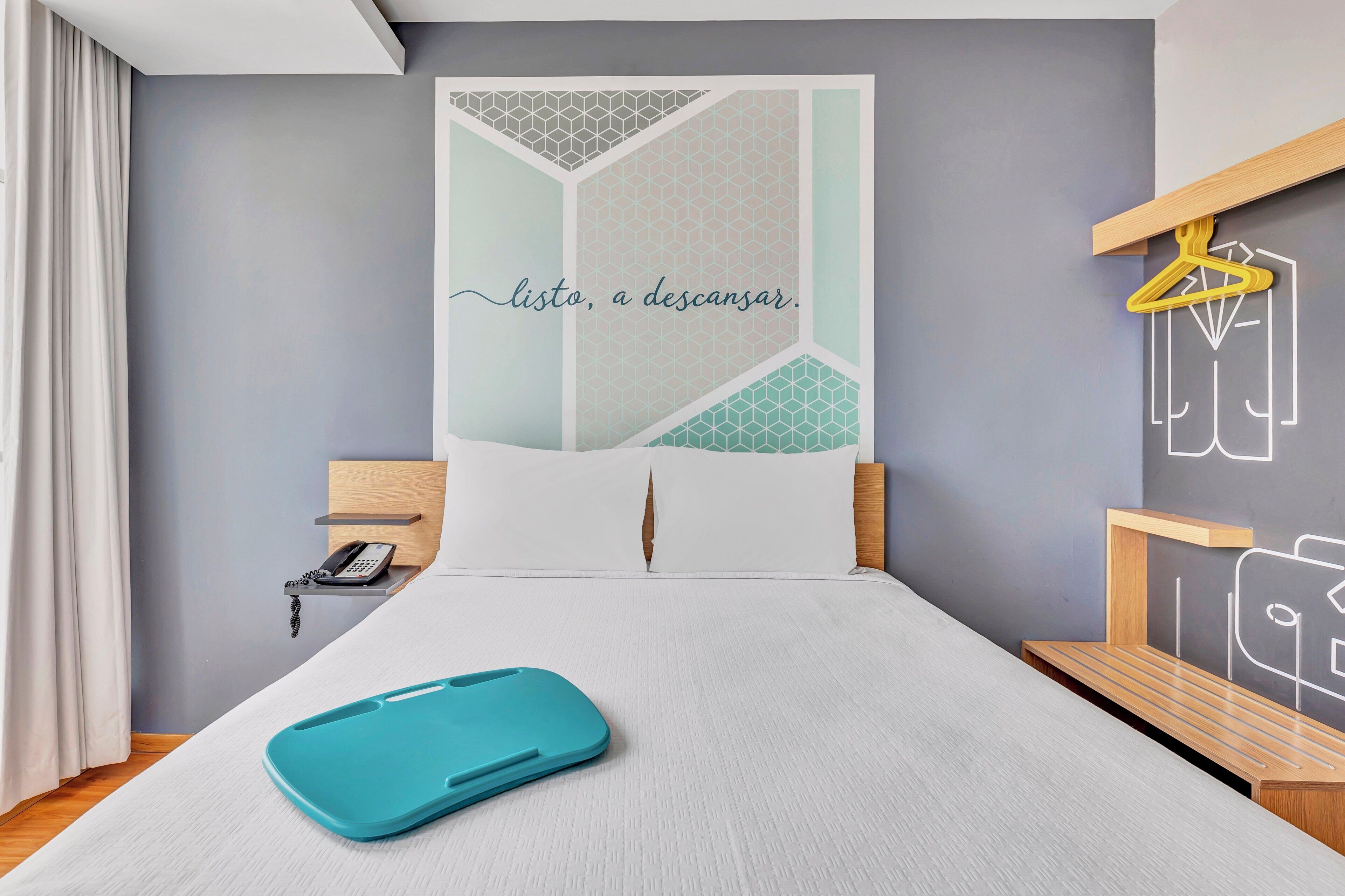 room, 1 queen bed (one plus) | in-room safe, desk, free wifi, bed sheets