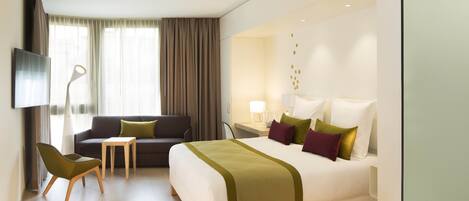 普通套房 | 高級寢具、房內夾萬、書桌、遮光窗簾/窗簾