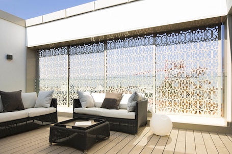 Courtyard. The Passage Urban & Lifestyle Hotel
