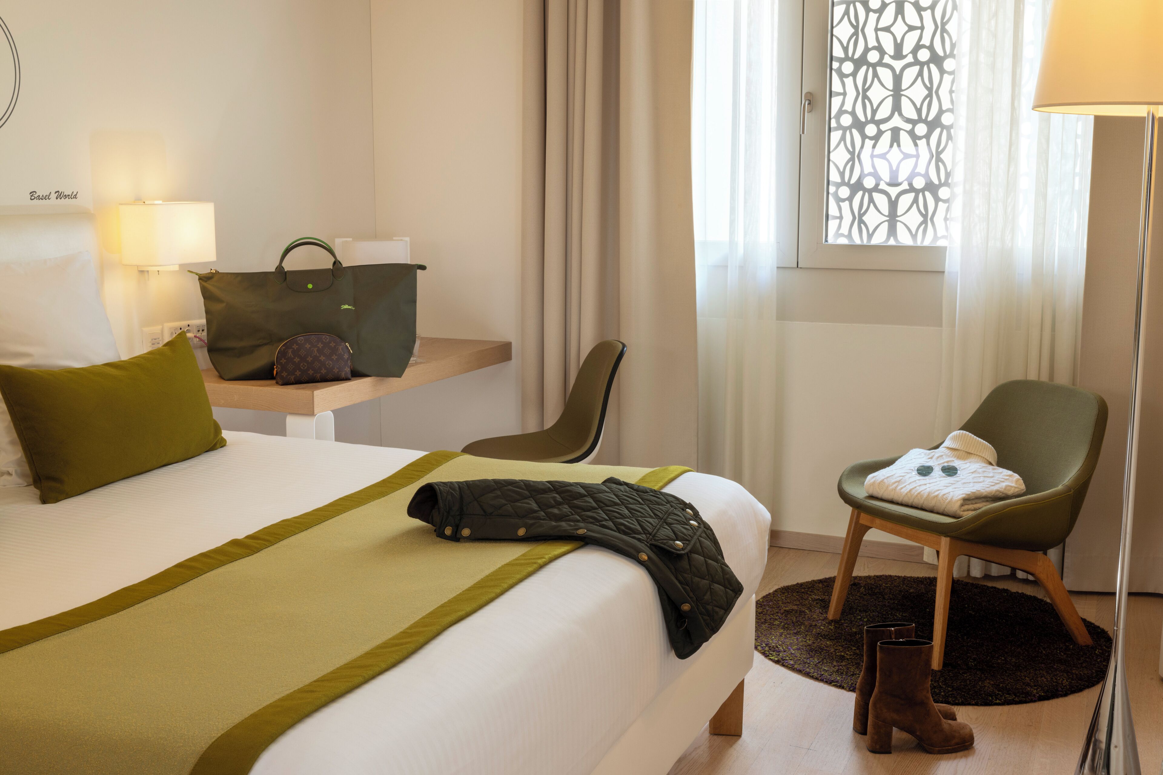 Deluxe Room (Patio) | Courtyard view