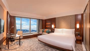 Premium bedding, minibar, in-room safe, desk