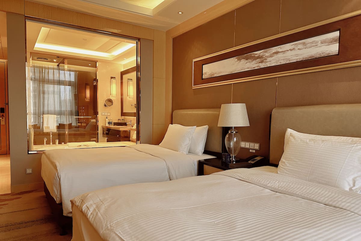 1 slaapkamer, luxe beddengoed, een minibar, een kluis op de kamer