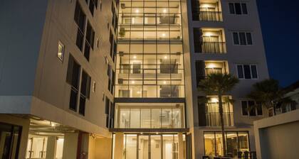 UTD 8 Hotel & Residence