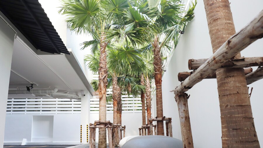 UTD 8 Hotel & Residence