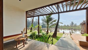 Platinum Room | Minibar, in-room safe, free WiFi, bed sheets