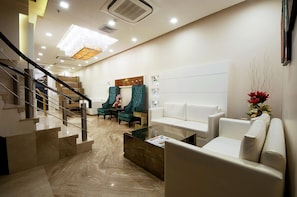 Khu sảnh