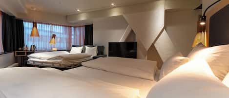 Habitació familiar, no fumadors | 1 dormitori, roba de llit d'alta qualitat i minibar