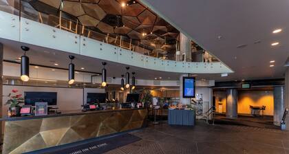 Clarion Hotel The Edge