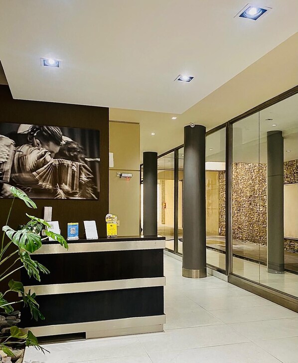 Front of property - Arenales Suites (Buenos Aires)