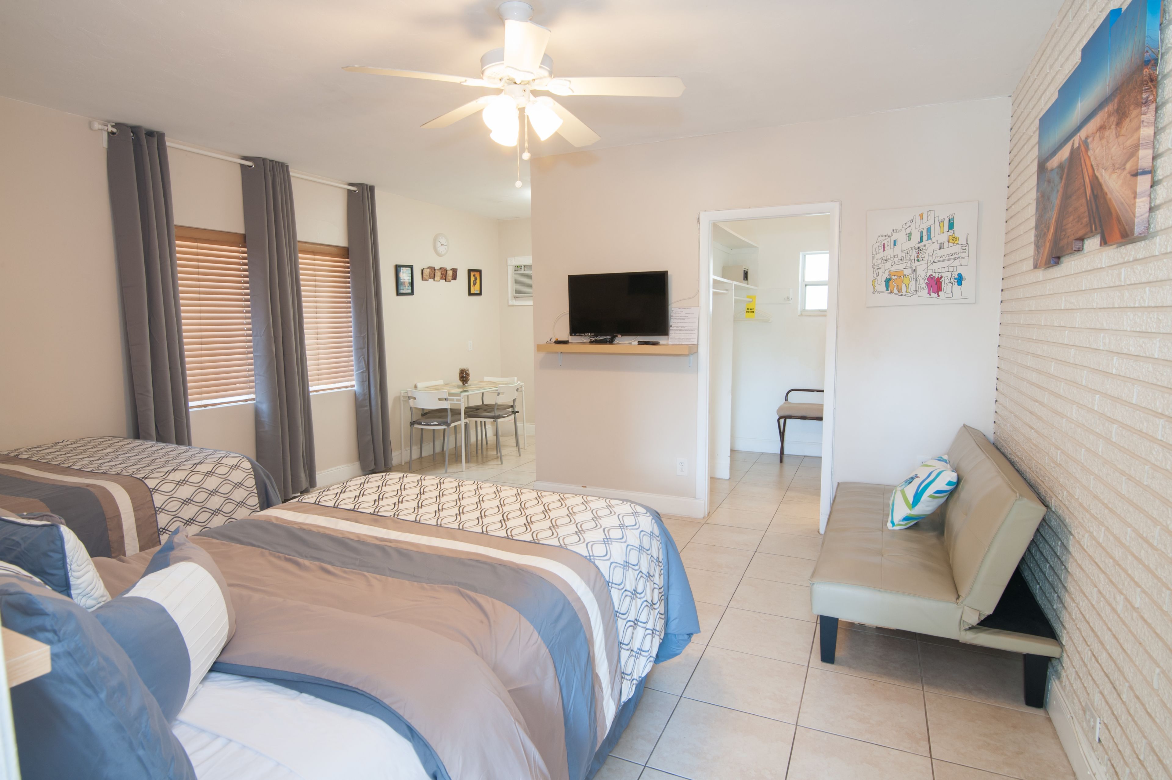 Studio, Non Smoking | In-room safe, desk, iron/ironing board, free WiFi