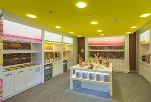 Petit déjeuner buffet compris tous les jours