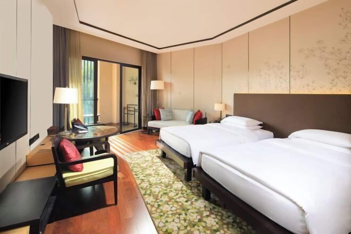 Minibar, coffres-forts dans les chambres, chambres insonorisées