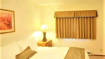 2 bedrooms, individually decorated, individually furnished, free WiFi