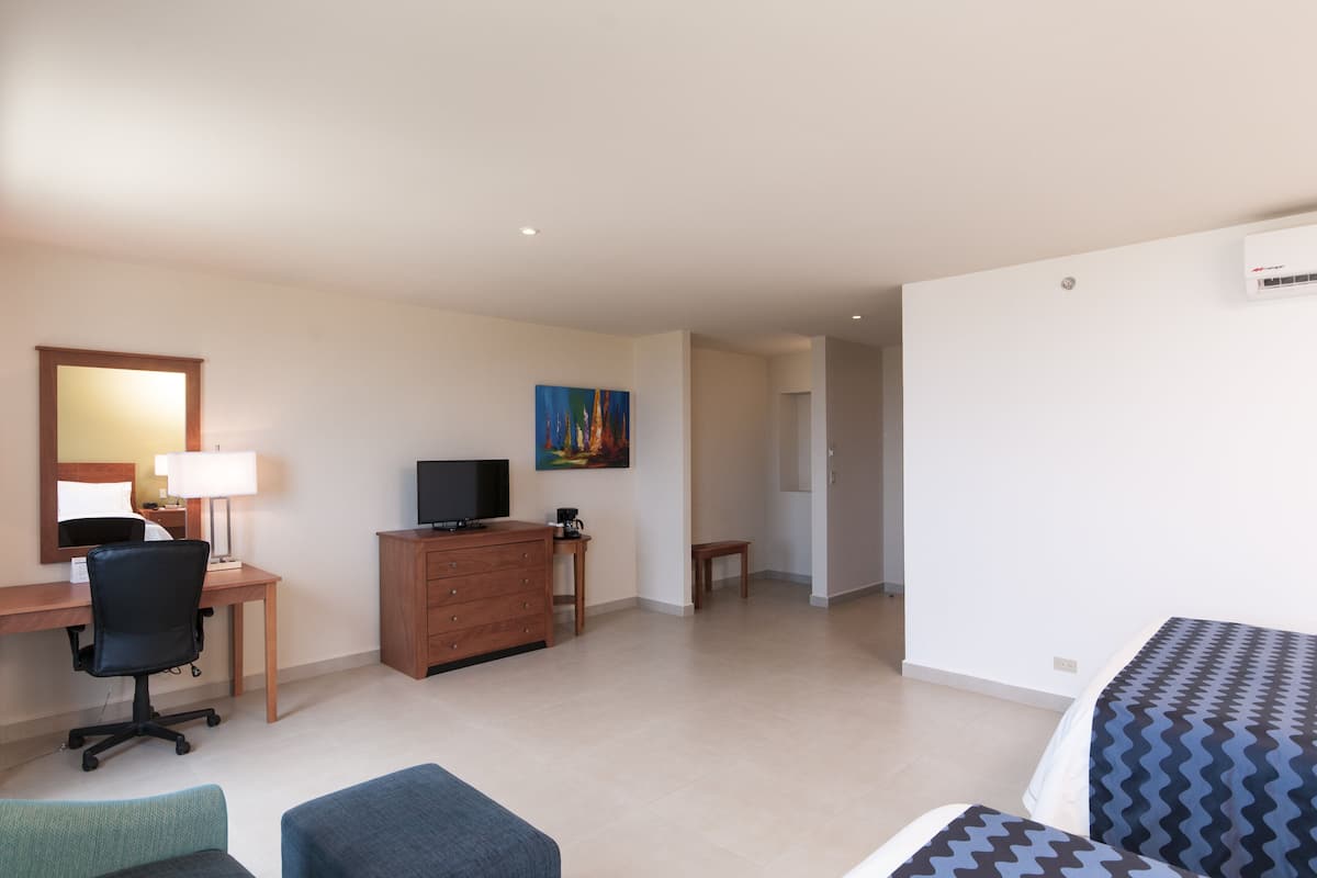 Standard Room, 2 Queen Beds (Extra Floor Space) | 1 bedroom, premium bedding, in-room safe, desk