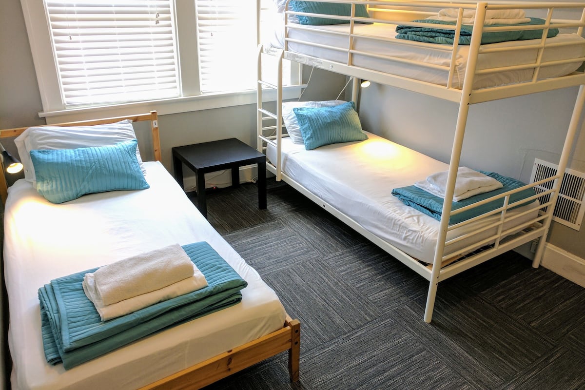 Free WiFi, bed sheets