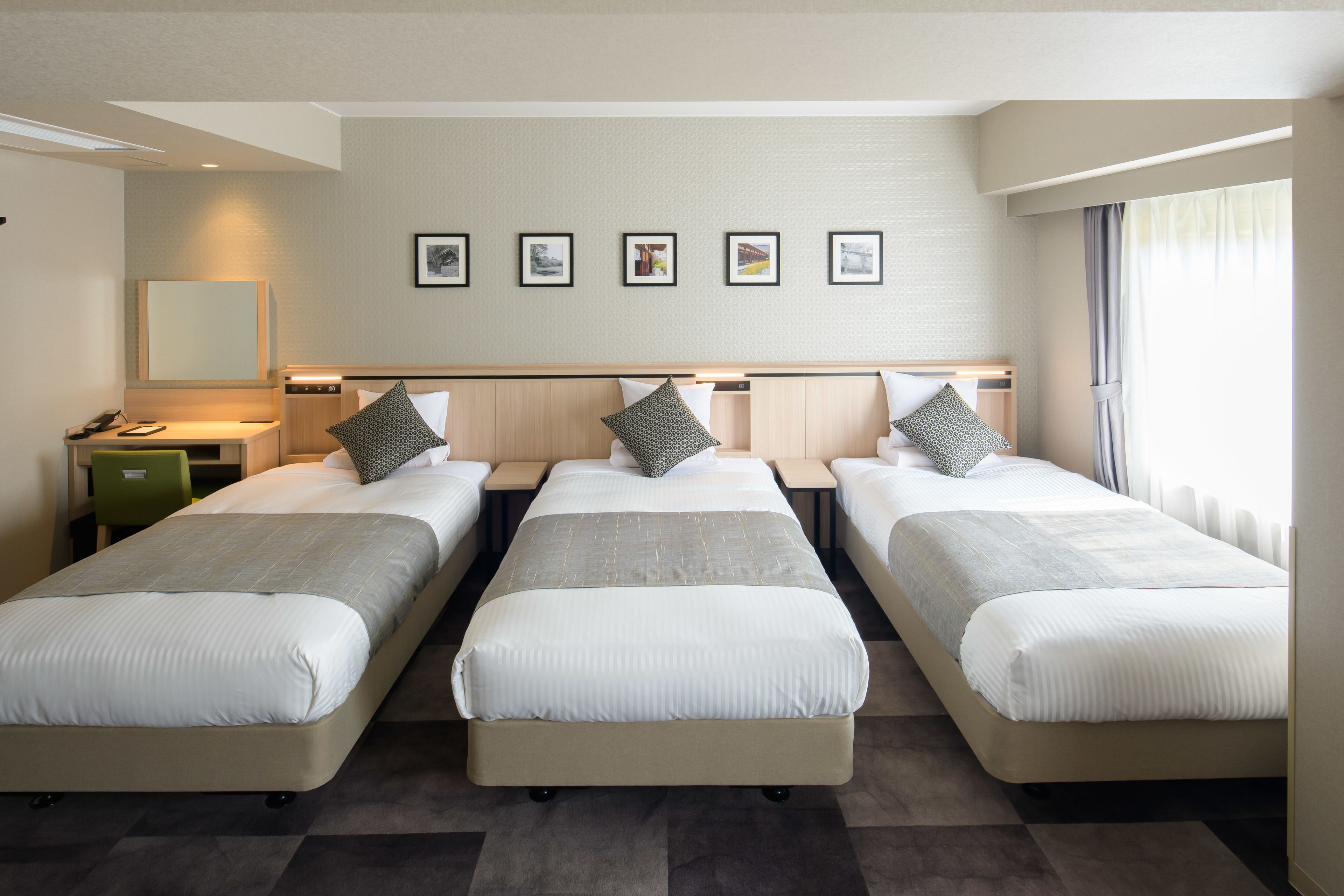 1 bedroom, in-room safe, desk, iron/ironing board