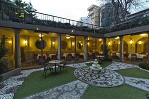 Garden - Sokullu Pasa Hotel - Special Class (Istanbul)