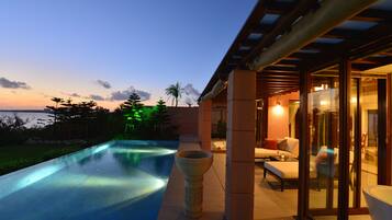 Private pool