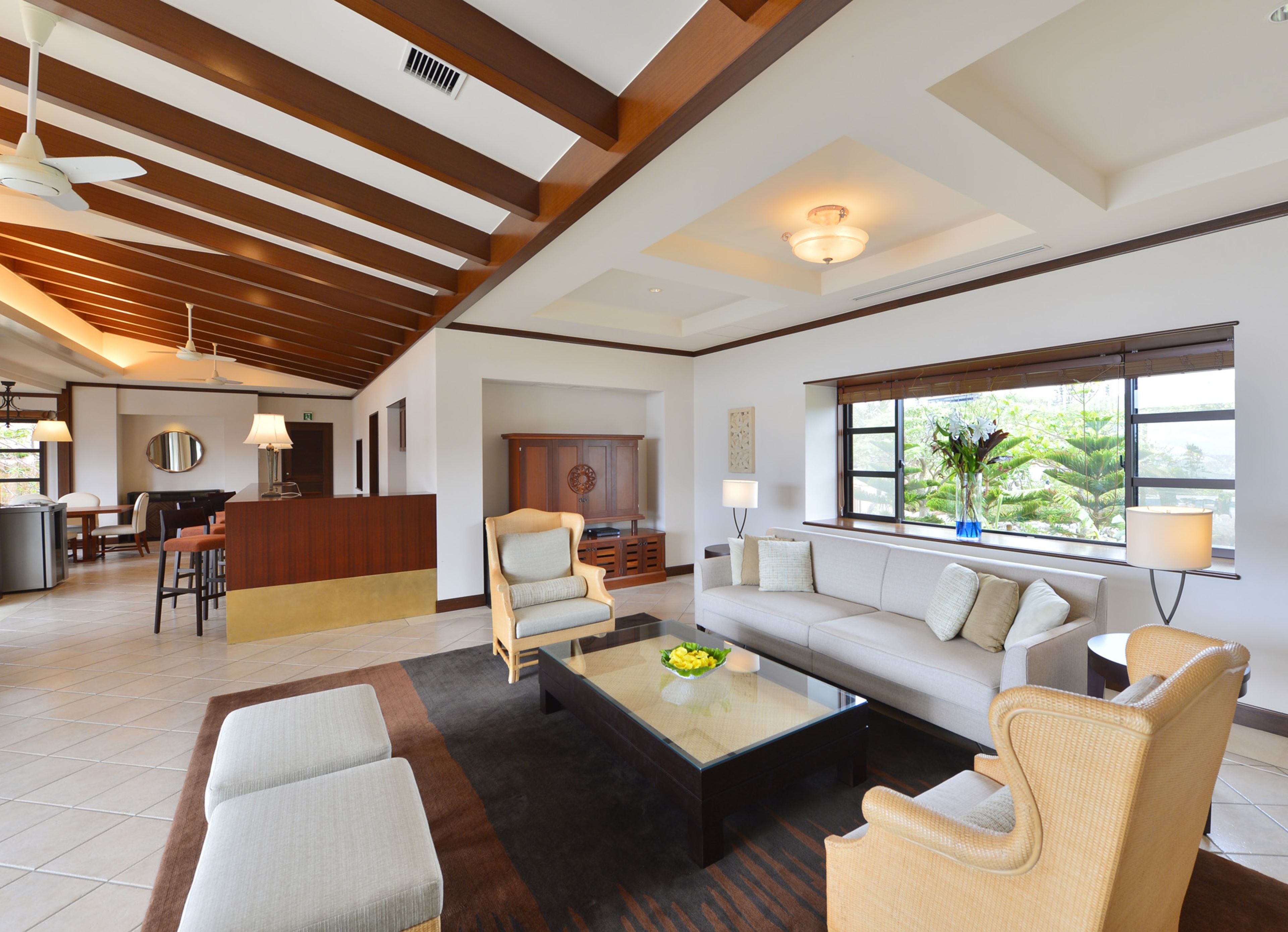 Shigira Suite (Non Smoking) | Living room