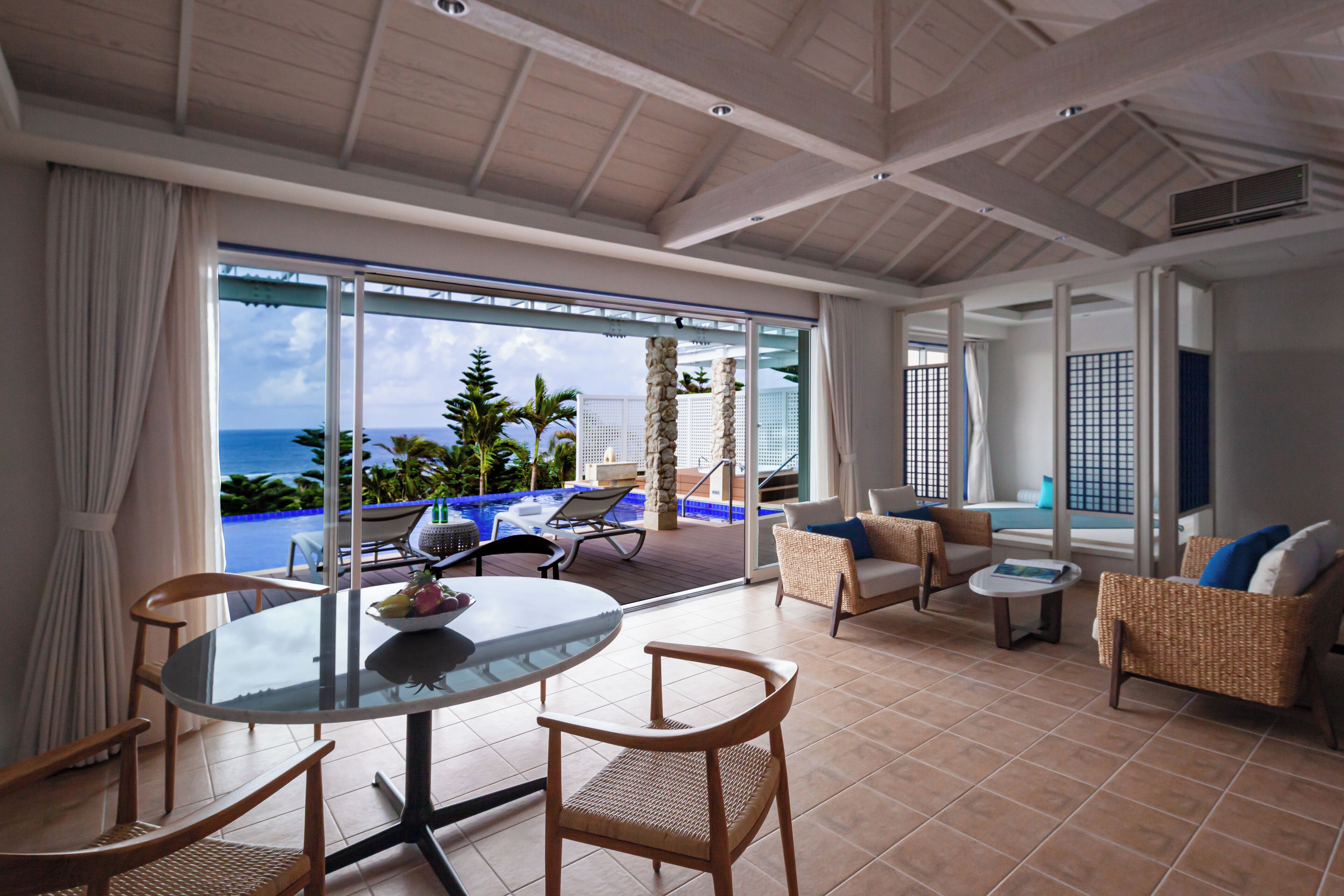 オーシャンビュー スイートヴィラ (1ベッドルーム, 禁煙) | ミニバー、セー フティボックス (室内)、デスク、遮光カーテン