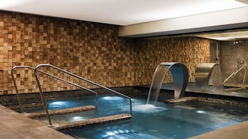 Salas de tratamientos para parejas, sauna, bañera de hidromasaje