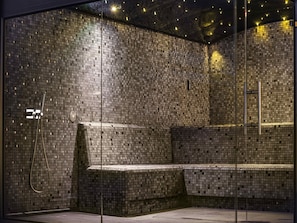 Couples treatment room(s), sauna, hot tub, steam room, body treatments