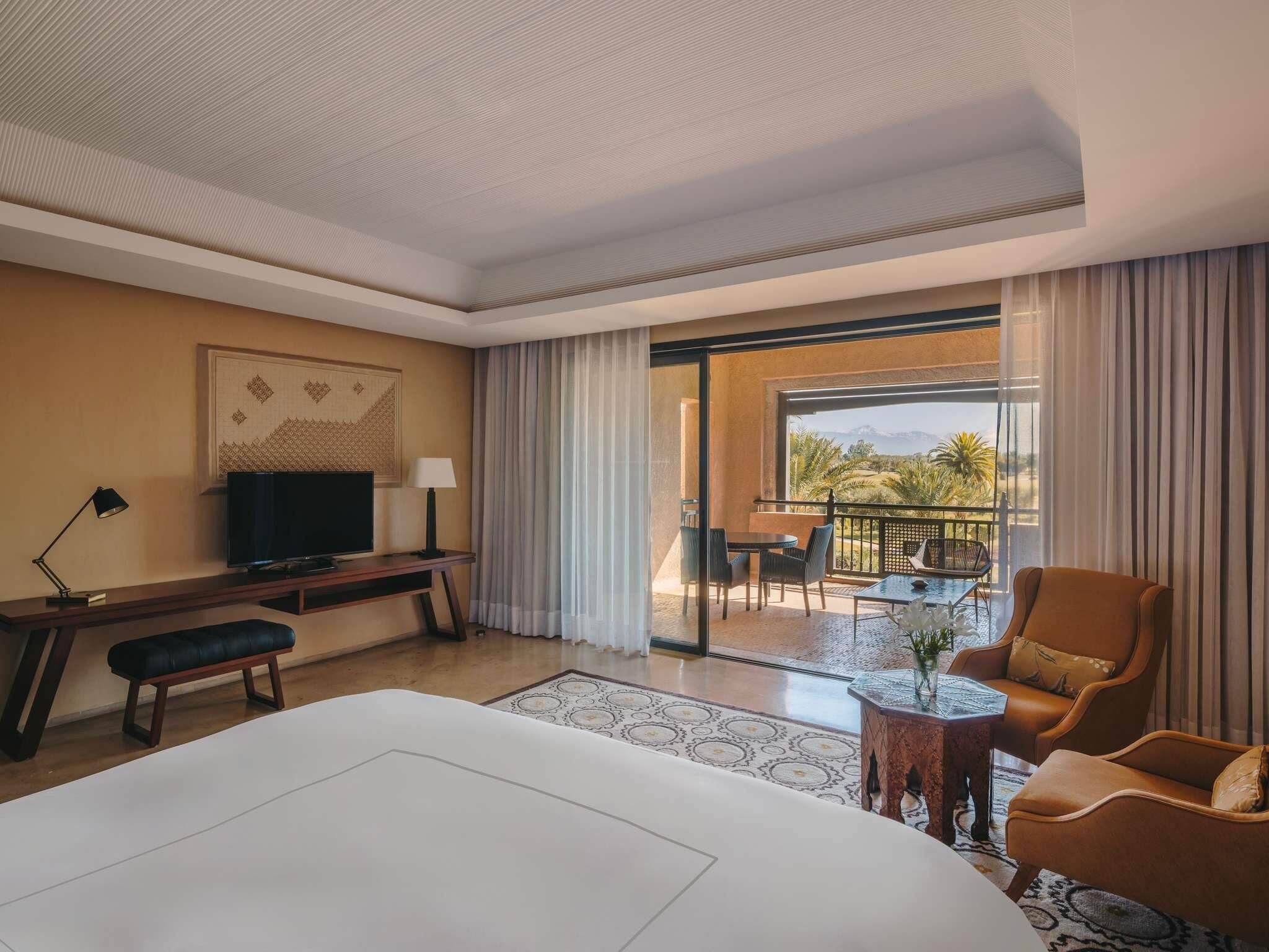 Family Suite | Frette Italian sheets, premium bedding, pillowtop beds, in-room safe