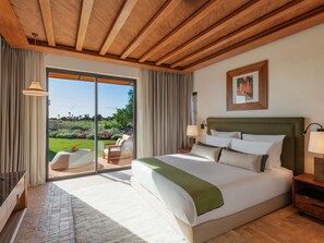 Frette Italian sheets, premium bedding, pillow-top beds, in-room safe - Fairmont Royal Palm Marrakech (Marrakech)