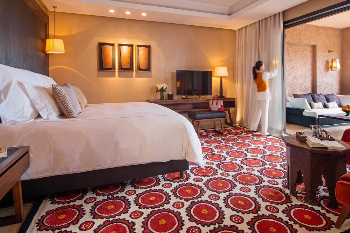 Deluxe Suite Atlas View | 1 bedroom, Frette Italian sheets, premium bedding, pillow-top beds