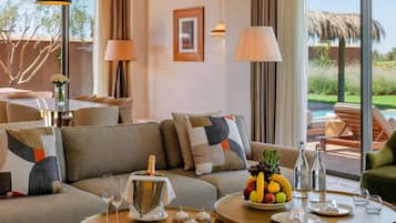 Frette Italian sheets, premium bedding, pillowtop beds, in-room safe