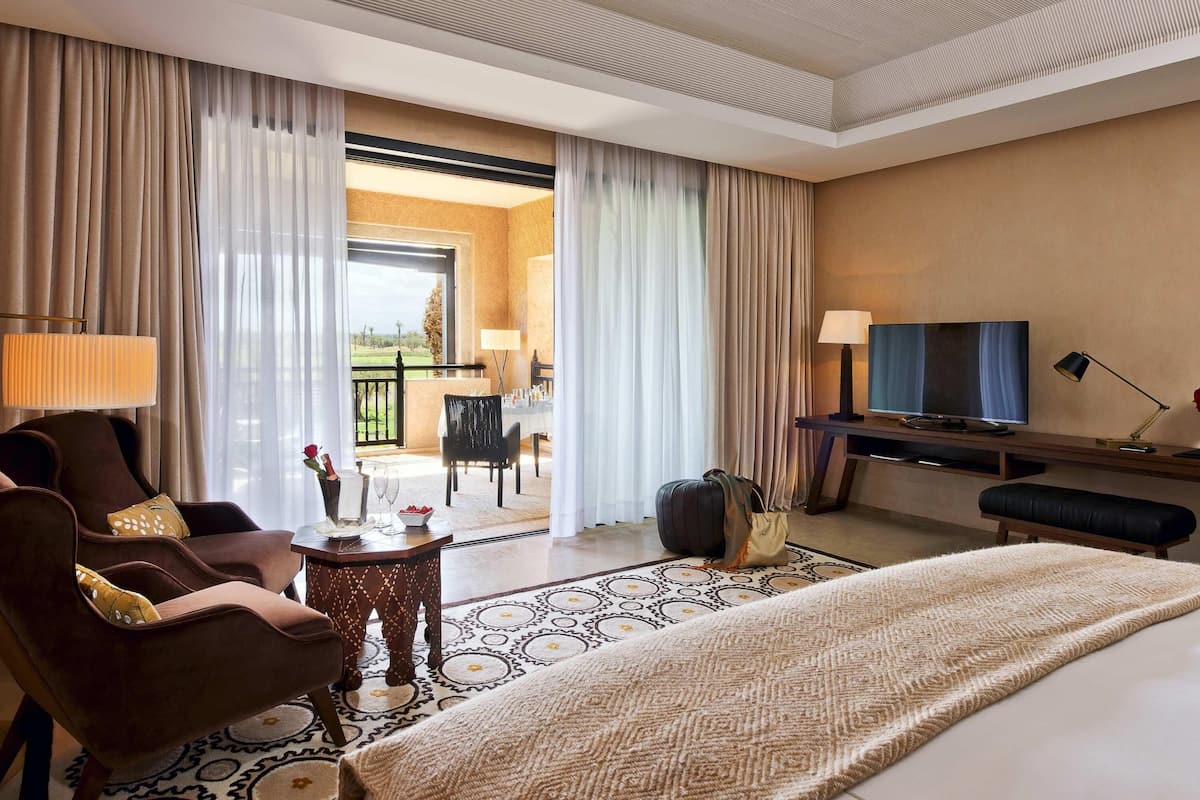 Family Suite | 1 bedroom, Frette Italian sheets, premium bedding, pillow-top beds