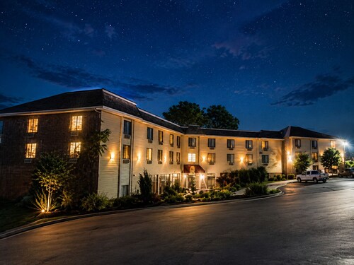 Chateau Royale Inn